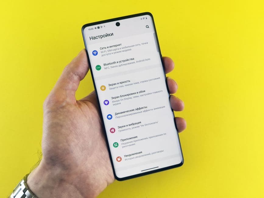 How to Actually Delete the Bloatware Your Carrier Won't Let You Touch