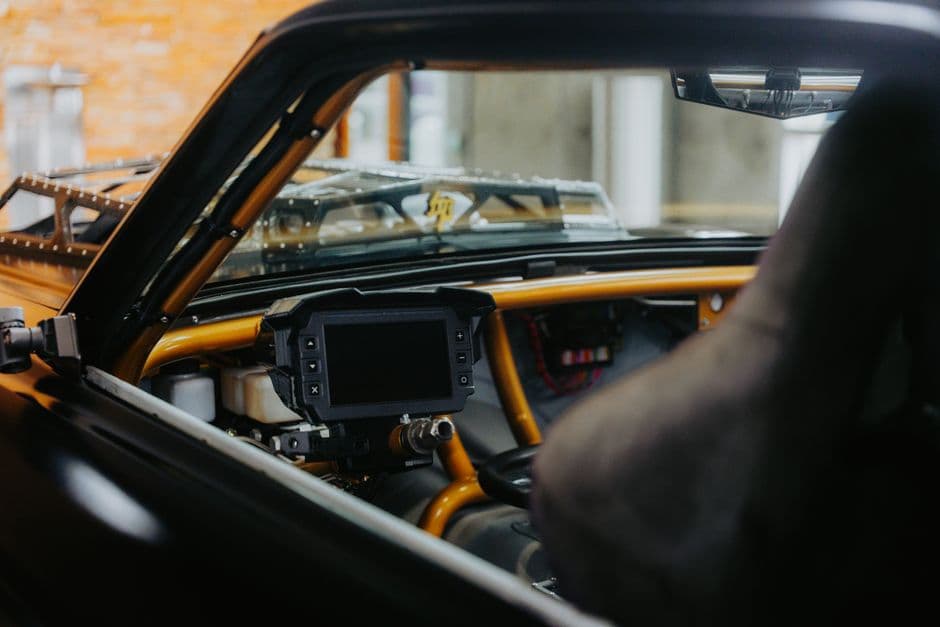 Your Car’s Dashboard is a Glitchy Paperweight, and Here’s Why